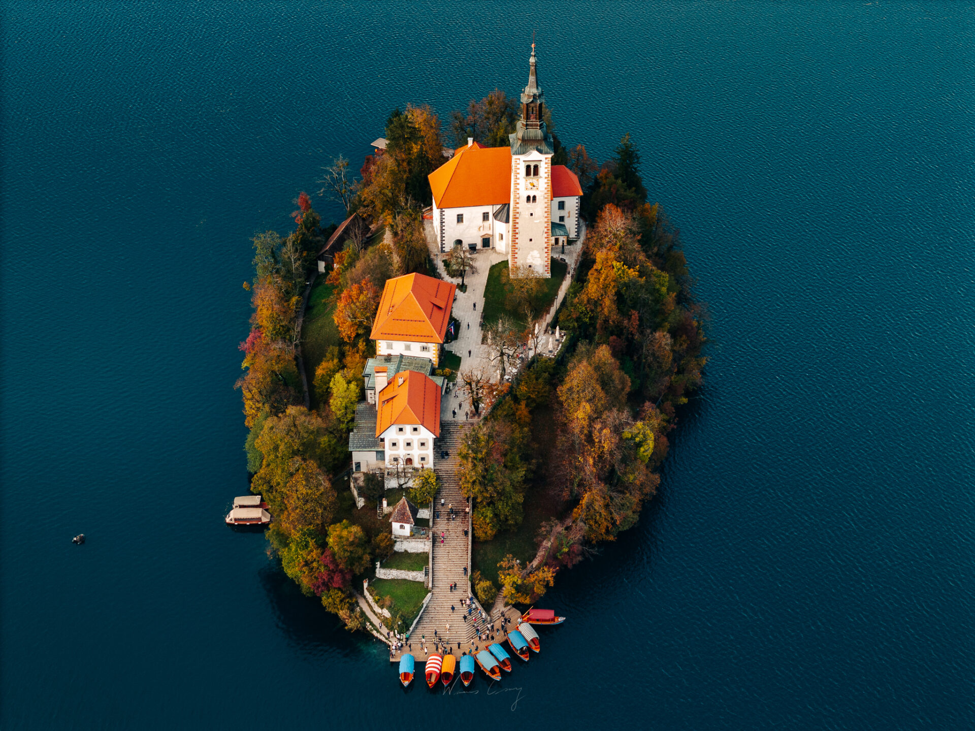 布雷德湖看點介紹、交通、天氣、行程與拍攝建議 by 旅行攝影師張威廉 Wilhlem Chang